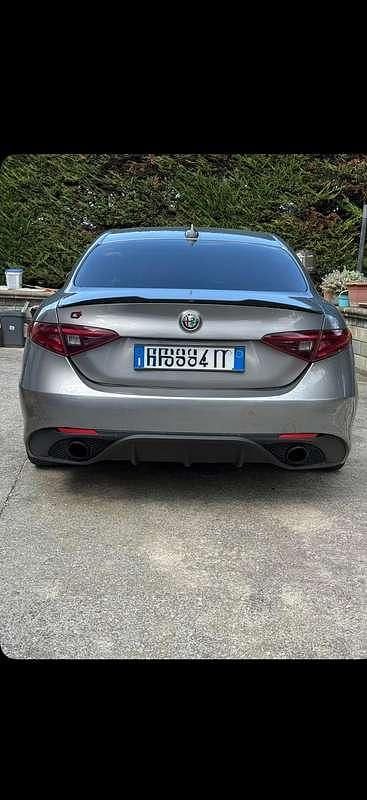 Usata Alfa Romeo Giulia Veloce 211 CV (155 kW) 2016 Berlina