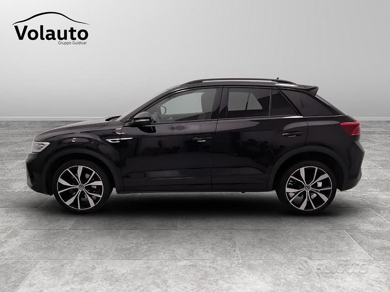Usata VW T-Roc R-line 150 CV (110 kW) 2023 Nero SUV