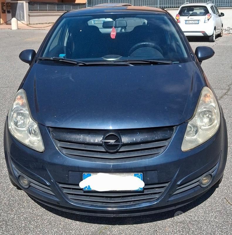 Usata Opel Corsa 75 CV (55 kW) 2006 Utilitaria