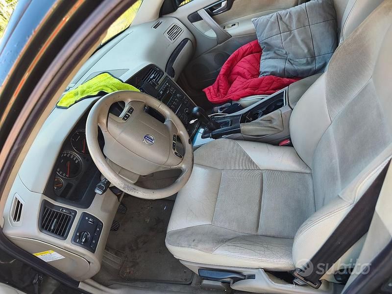 Usata Volvo V70 163 CV (119 kW) 2005 Station wagon