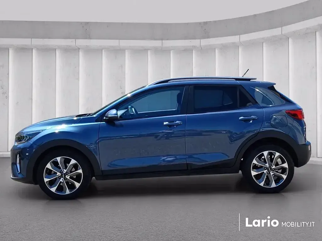 Usata Kia Stonic Urban 101 CV (74 kW) 2023 Blu metallizzato SUV