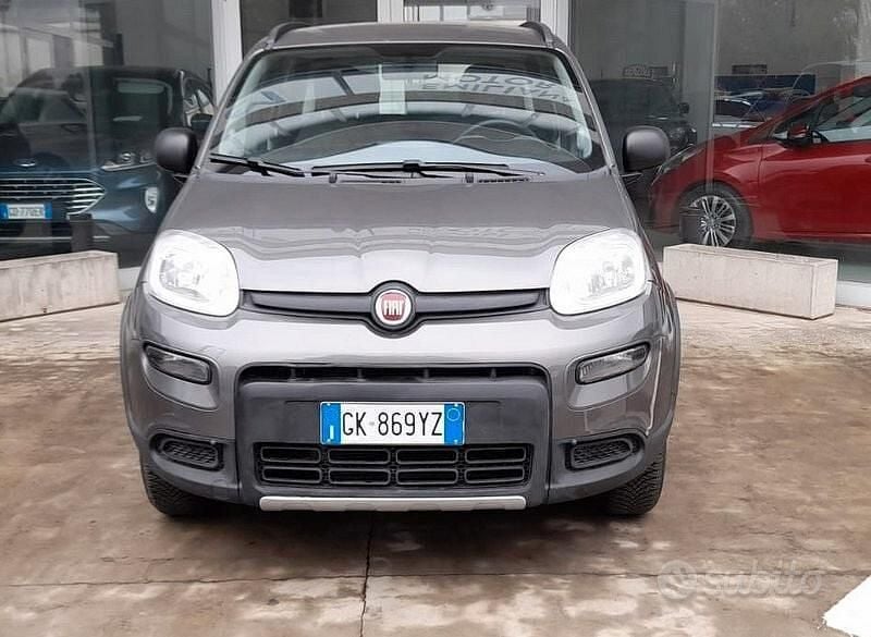Usata Fiat Panda Cross Cross 86 CV (63 kW) 2022 Grigio Utilitaria