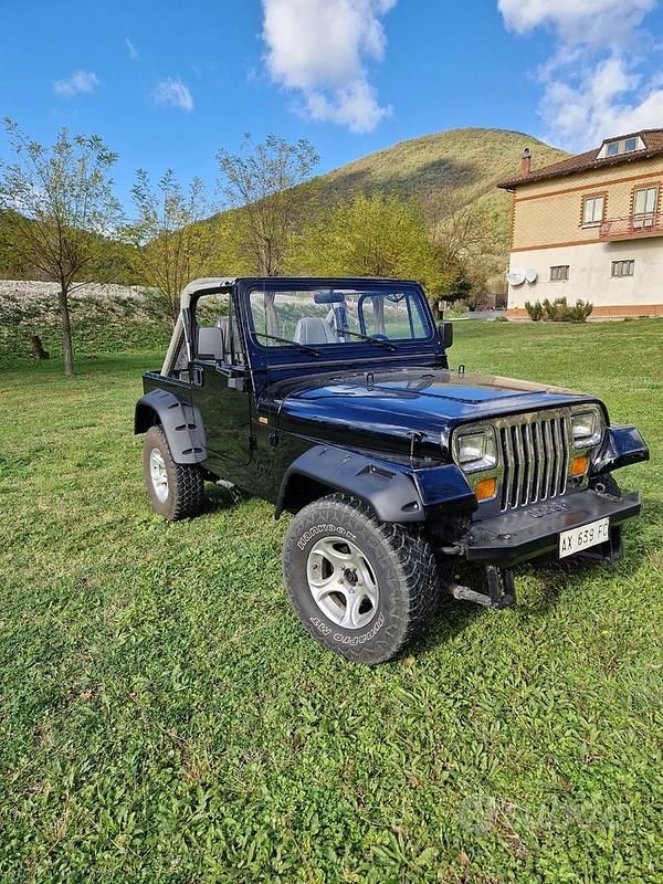 Usata Jeep Wrangler 1991 Nero SUV