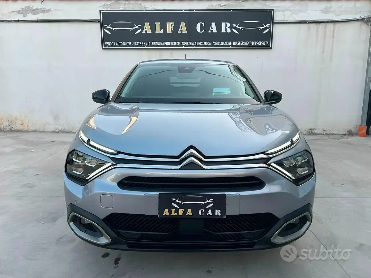 Usata Citroën C4 Shine 131 CV (96 kW) 2022 Grigio Berlina