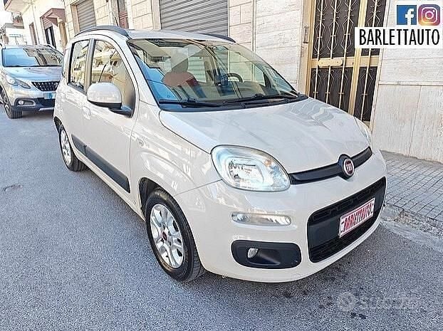 Beige Usata 2016 Fiat Panda Lounge Tre volumi | 7600 € (Buon prezzo) - Immagine 1/4