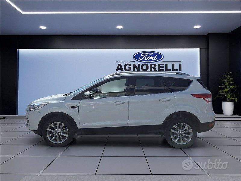 Usata Ford Kuga Titanium 150 CV (110 kW) 2016 Bianco SUV