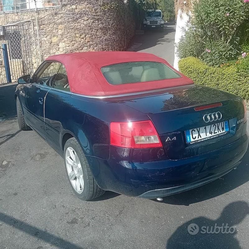 Usata Audi A4 Cabriolet 163 CV (119 kW) 2005 Blu Cabrio