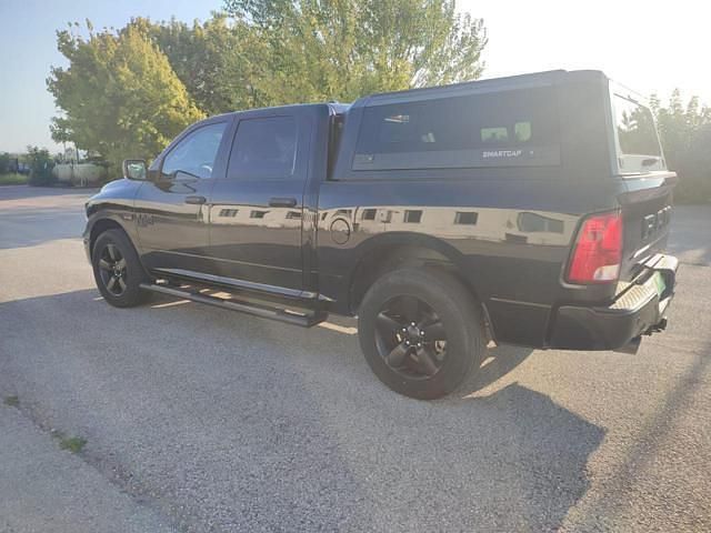 Usata Dodge Ram 400 CV (294 kW) 2023 Nero