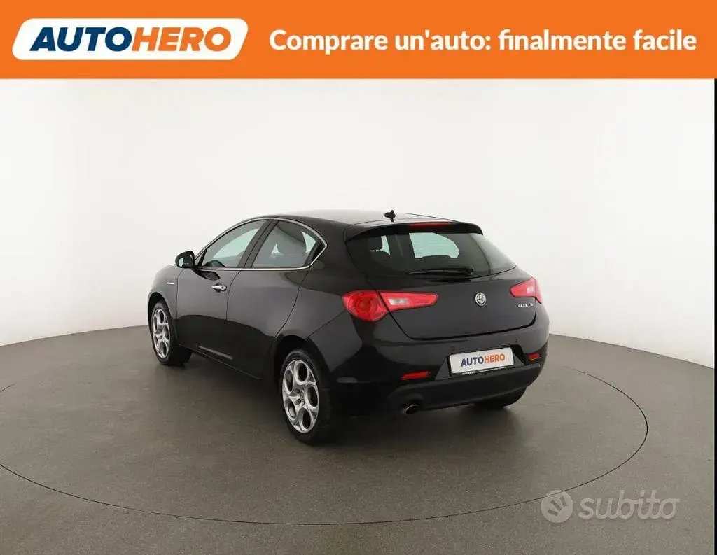Usata Alfa Romeo Giulietta Super 120 CV (88 kW) 2017 Nero Utilitaria