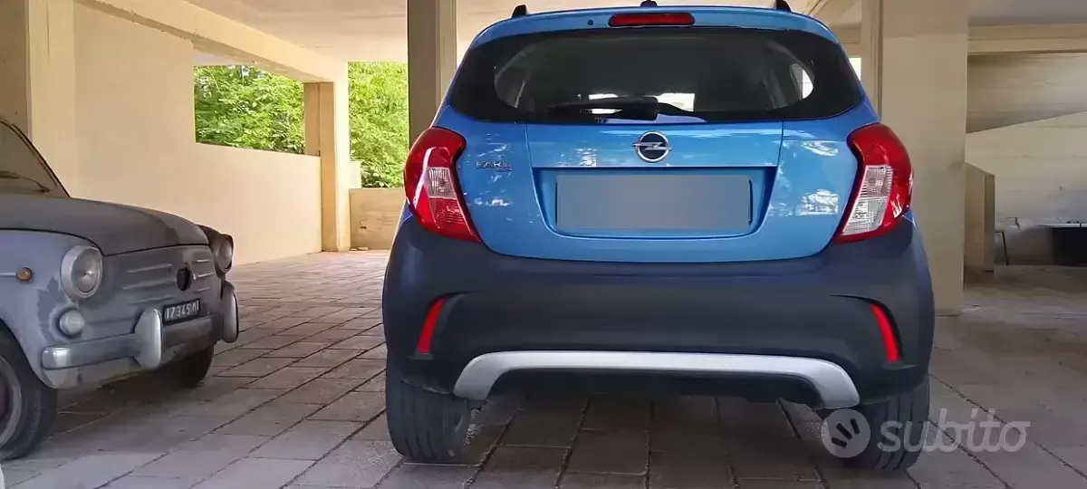 Usata Opel Karl 75 CV (55 kW) 2017 Bluazzurro Utilitaria