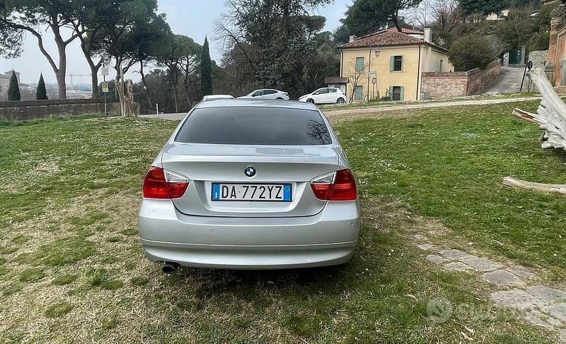 Usata BMW 320 163 CV (119 kW) 2006 Berlina