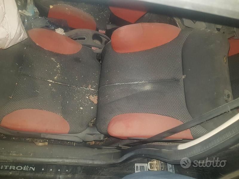 Usata Citroën C2 VTR Sport 70 CV (51 kW) 2005 Nero Utilitaria