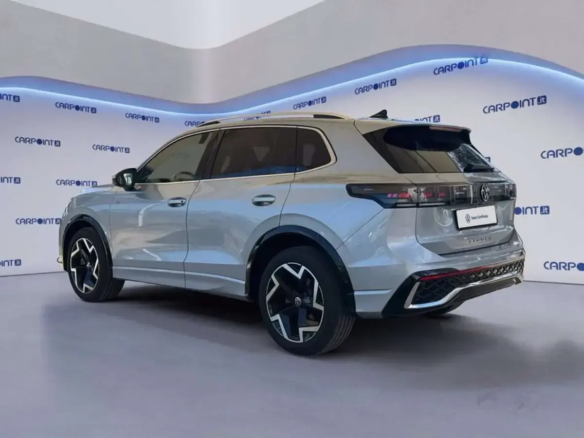 Usata VW Tiguan R-line 150 CV (110 kW) 2025 Argento SUV
