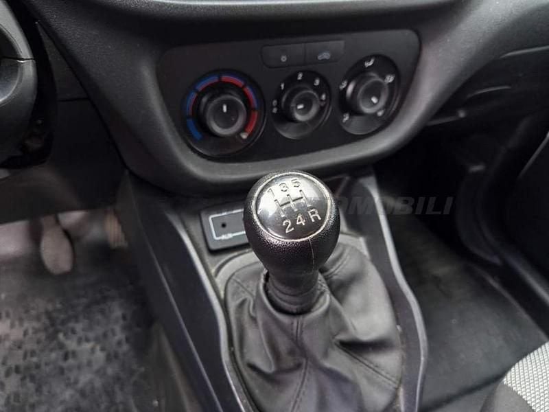 Usata Fiat Doblò 95 CV (69 kW) 2018 Bianco Monovolume