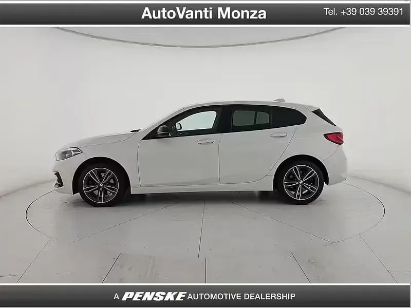 Usata BMW 118 Sport Line 140 CV (102 kW) 2019 Bianco Utilitaria