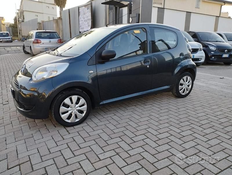 Usata Citroën C1 68 CV (50 kW) 2011 Grigio Utilitaria
