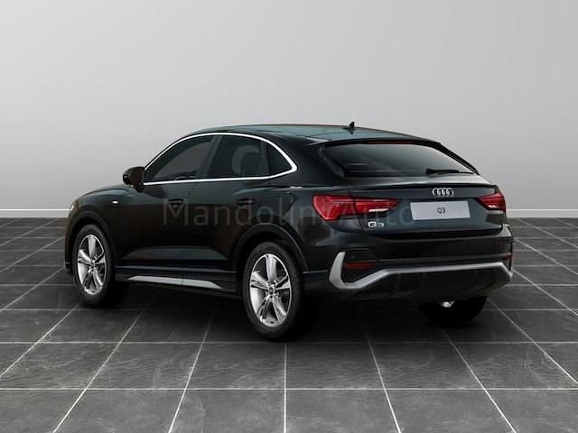 Usata Audi Q3 Sportback S-Line 150 CV (110 kW) 2024 Nero SUV