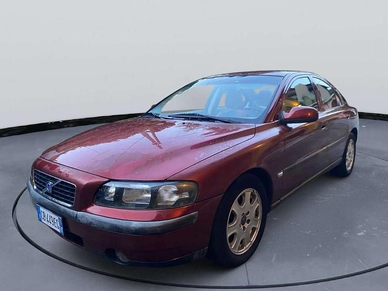 Usata Volvo S60 163 CV (119 kW) 2002 Rosso Berlina