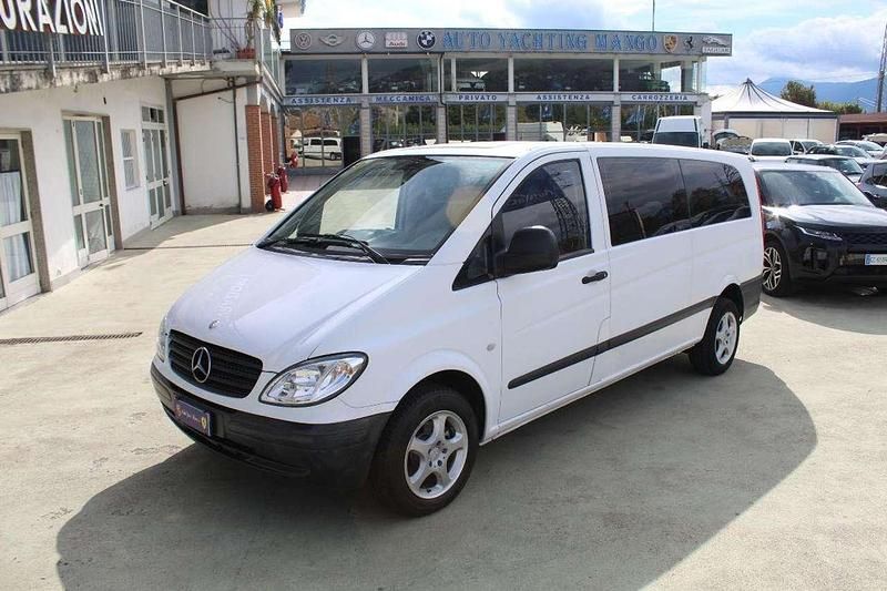 Bianco Usata 2006 Mercedes Vito Monovolume | 9900 € (Cara) - Immagine 1/4