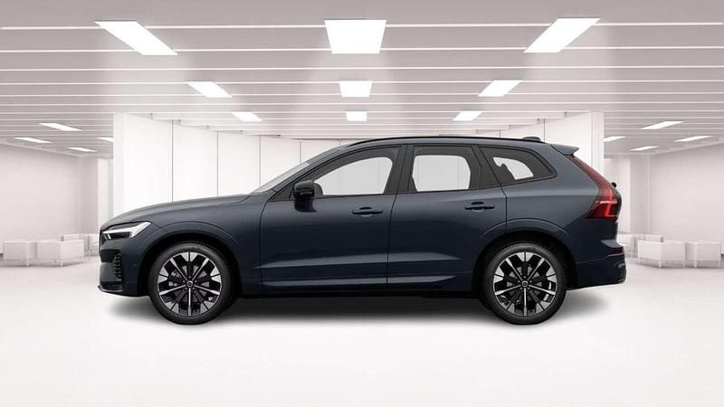 Nuova Volvo XC60 Ultra 253 CV (186 kW) 2025 Denim blue metallizzato SUV