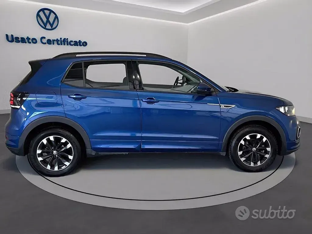 Usata VW T-Cross Sportline 110 CV (80 kW) 2023 Blu SUV