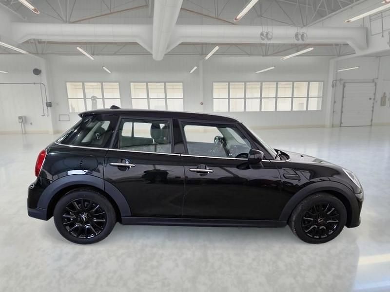 Usata Mini Cooper Classic 135 CV (99 kW) 2022 Nero Utilitaria