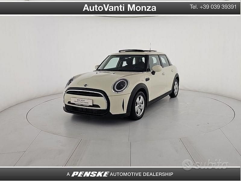 Bianco Usata 2022 Mini Cooper Business Utilitaria | 20.890 € (Ottimo prezzo) - Immagine 1/3