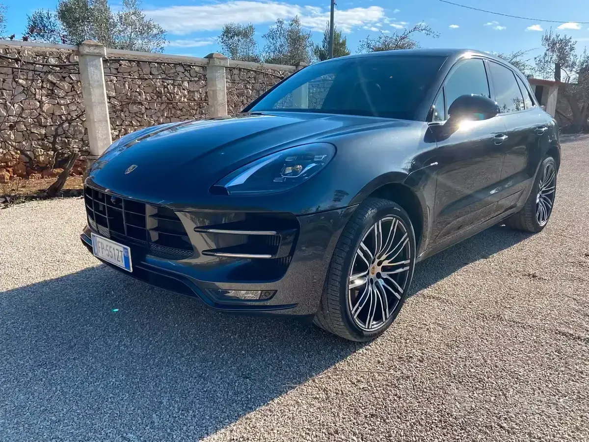 Usata Porsche Macan Turbo Performance Package 440 CV (323 kW) 2018 SUV