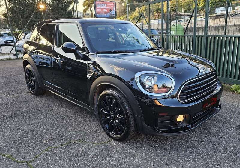 Nero Usata 2018 Mini One Countryman Hype SUV | 16.999 € (Buon prezzo) - Immagine 1/4