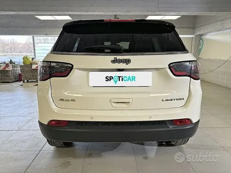 Usata Jeep Compass Limited 170 CV (125 kW) 2019 Bianco SUV