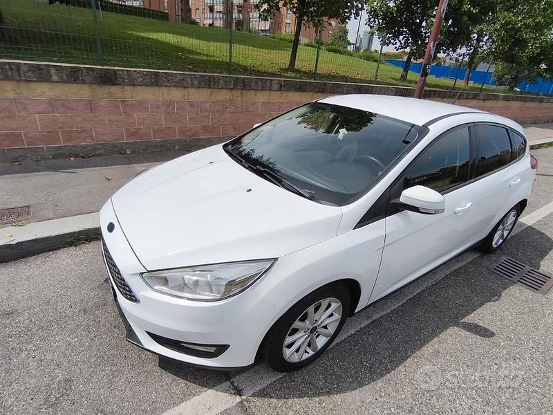 Usata Ford Focus 120 CV (88 kW) 2018 Bianco Berlina