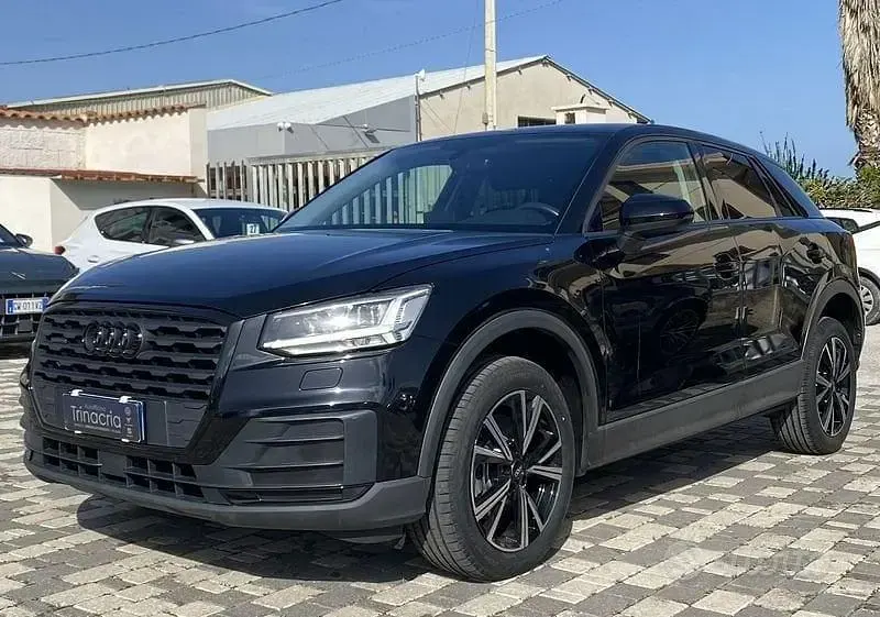 Usata Audi Q2 Business 150 CV (110 kW) 2020 Nero SUV