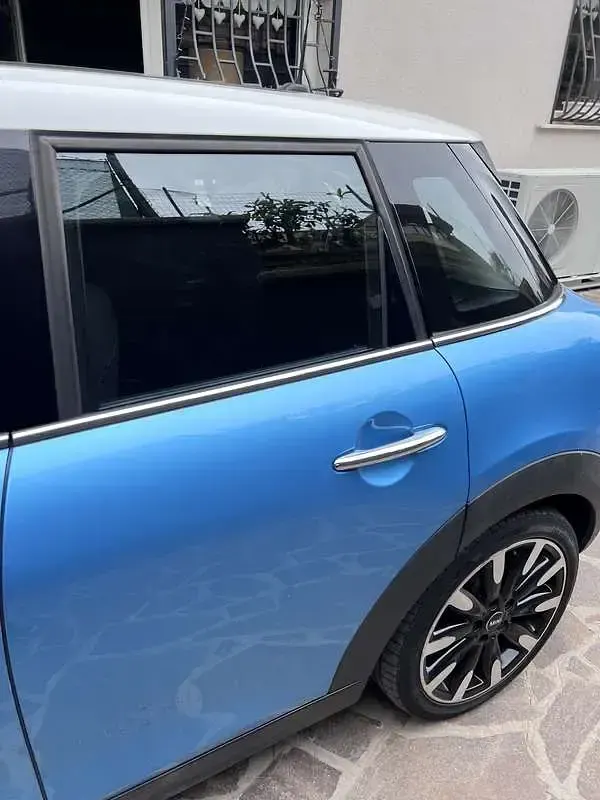 Usata Mini Cooper Hype 136 CV (100 kW) 2018 Utilitaria