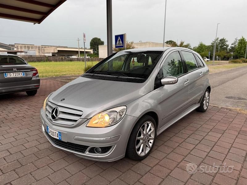Usata Mercedes B170 116 CV (85 kW) 2005 Monovolume