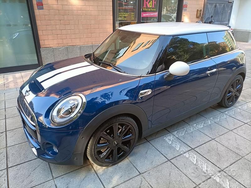 Usata Mini Cooper SD Hype 2016 Blu Utilitaria