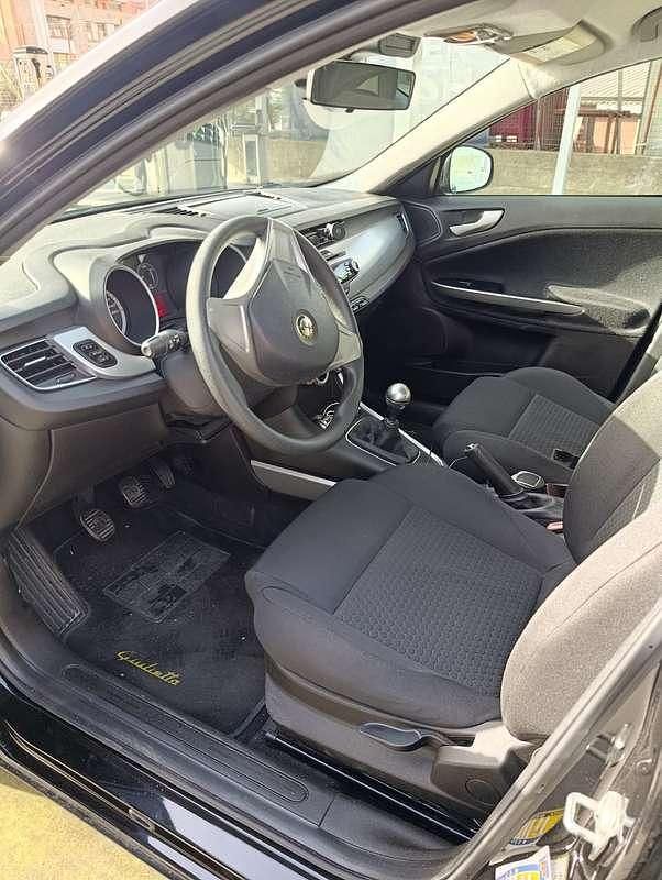 Usata Alfa Romeo Giulietta Progression 105 CV (77 kW) 2011 Berlina