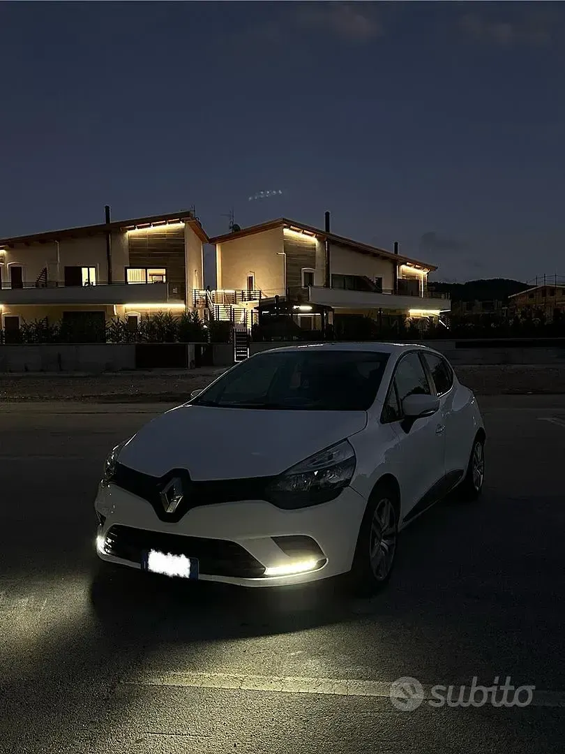 Usata Renault Clio 75 CV (55 kW) 2017 Bianco Utilitaria