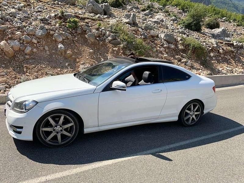 Usata Mercedes C220 Avantgarde 170 CV (125 kW) 2014 Bianco Coupé