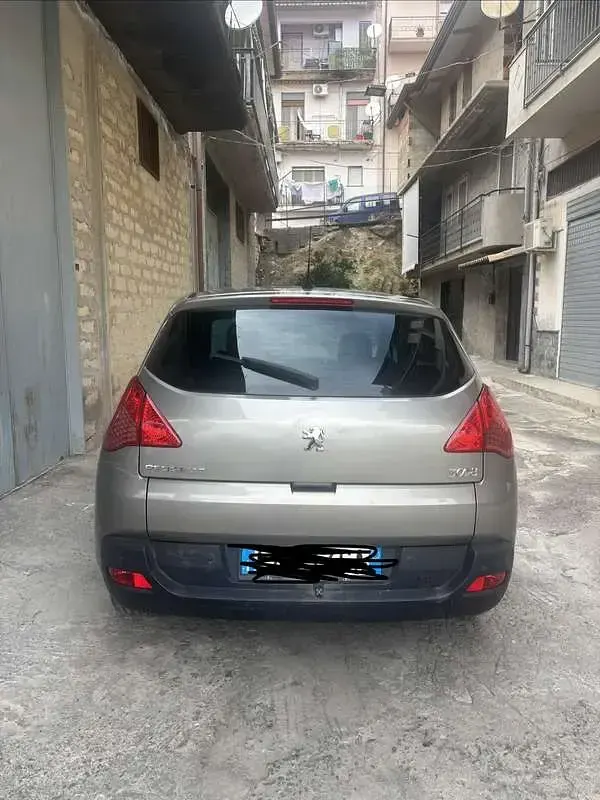 Usata Peugeot 3008 Premium 109 CV (80 kW) 2010 Station wagon