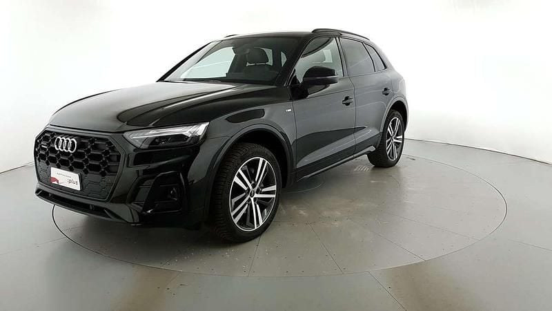 Nero midnight Usata 2024 Audi Q5 S-Line SUV | 54.800 € (Molto cara) - Immagine 1/4