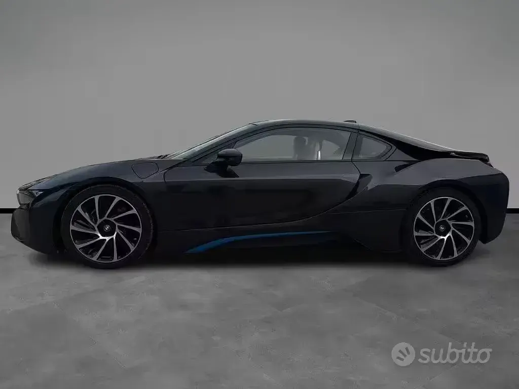 Usata BMW i8 231 CV (169 kW) 2015 Nero Coupé