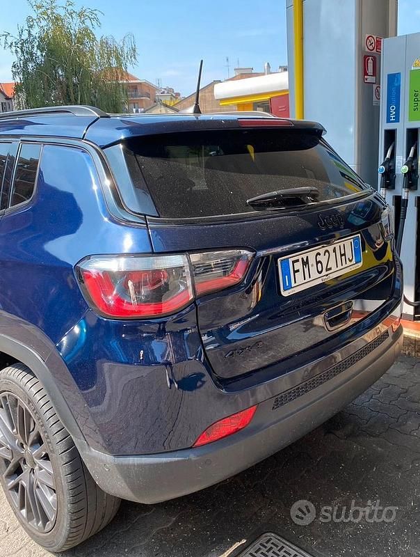 Usata Jeep Compass Limited 170 CV (125 kW) 2017 Blu/azzurro SUV