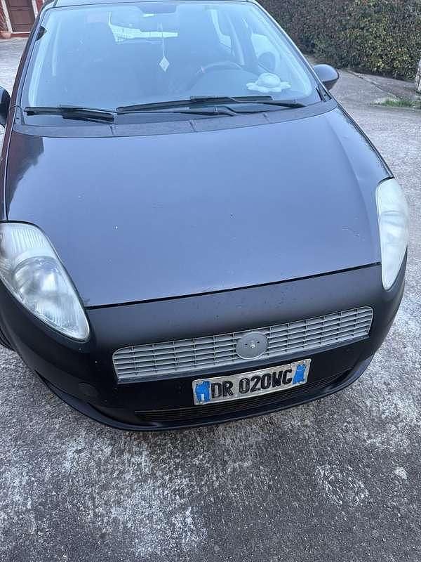 Usata Fiat Grande Punto Active 75 CV (55 kW) 2006 Utilitaria