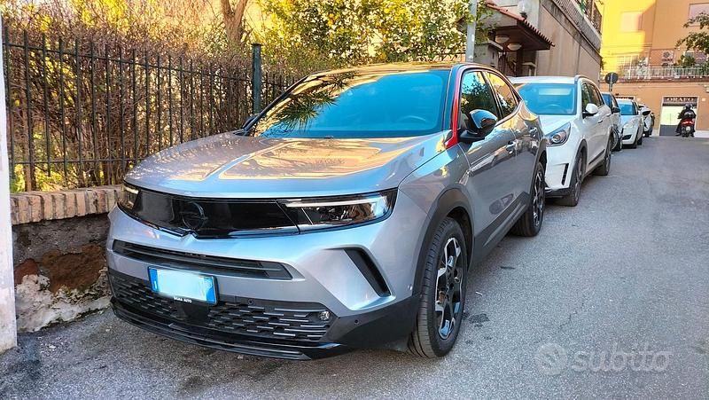 Usata Opel Mokka GS Line 101 CV (74 kW) 2023 Grigio SUV