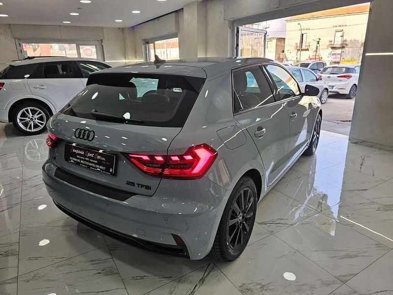 Usata Audi A1 Sportback S-Line 95 CV (69 kW) 2024 Grigio nardo' Utilitaria