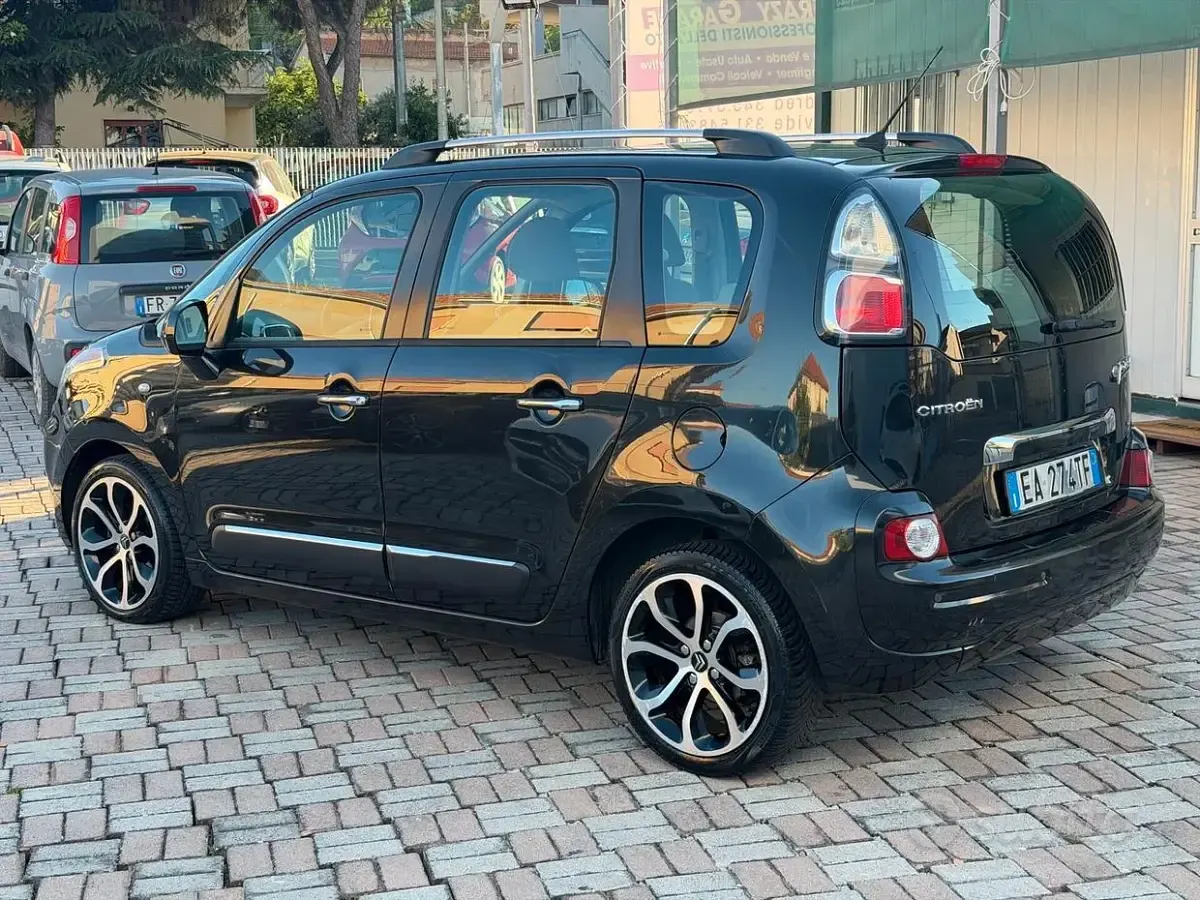 Usata Citroën C3 Picasso Exclusive 95 CV (69 kW) 2010 Nero Monovolume