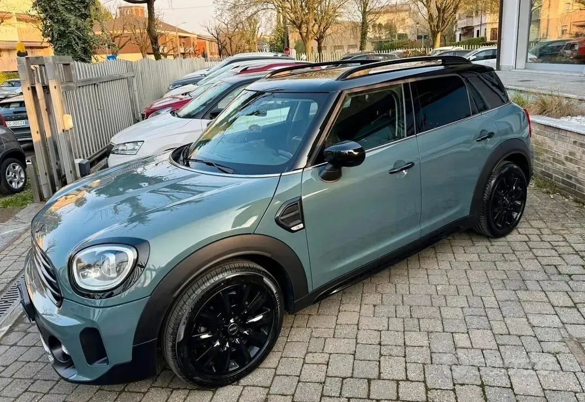 Usata Mini Cooper Countryman Classic 136 CV (100 kW) 2022 Verde SUV