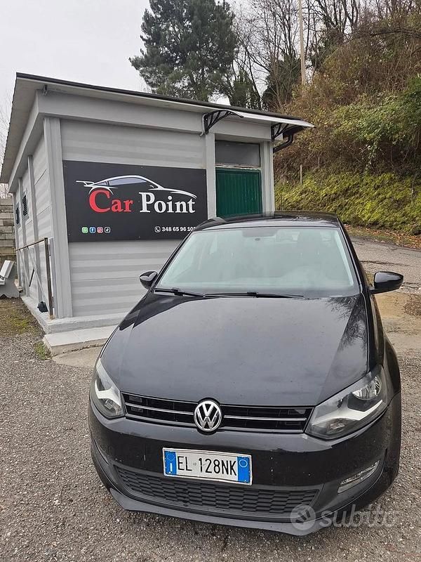Usata VW Polo 90 CV (66 kW) 2012 Nero Utilitaria