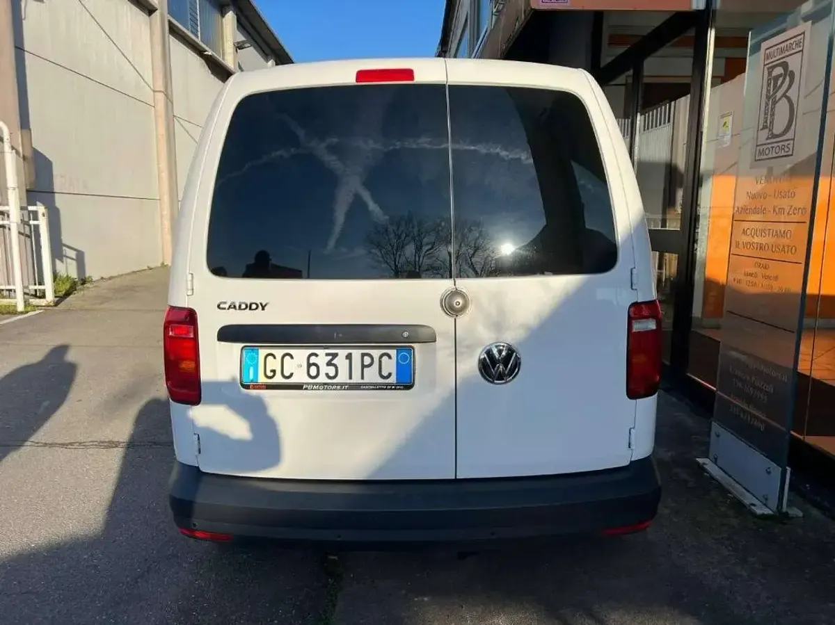 Usata VW Caddy Business 102 CV (75 kW) 2020 Bianco Monovolume
