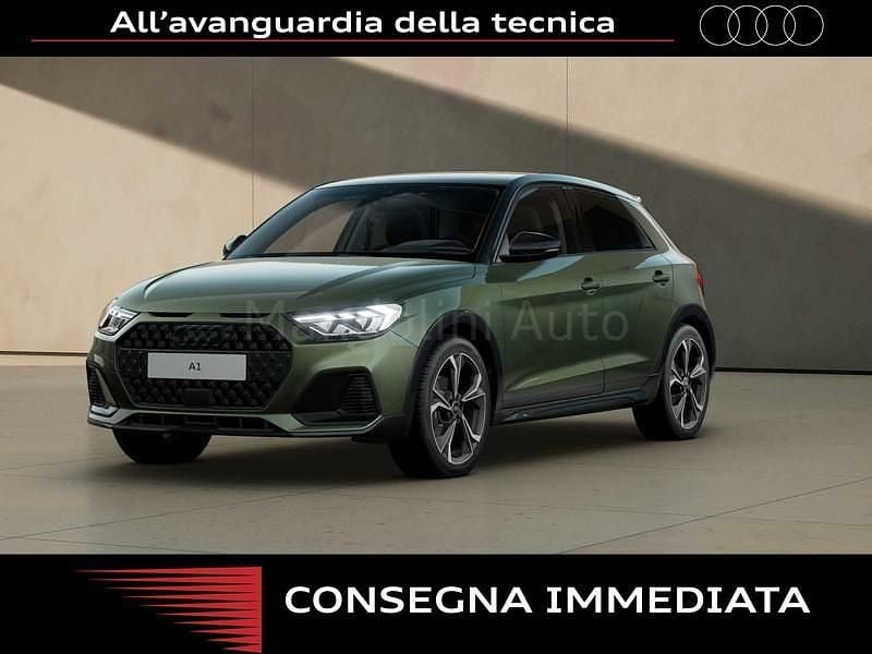 Verde Nuova 2025 Audi A1 Comfort Tre volumi | 32.978 € (Cara) - Immagine 1/4